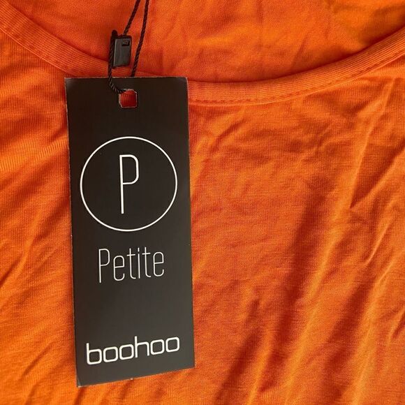 Boohoo T-Shirt Dress   - Picture 9 of 12